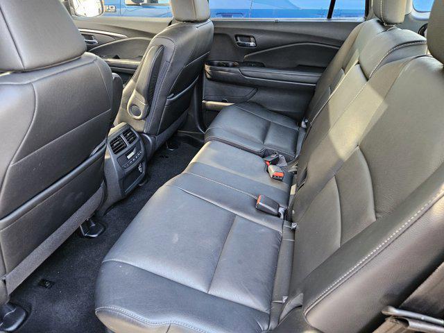 used 2022 Honda Pilot car, priced at $28,795