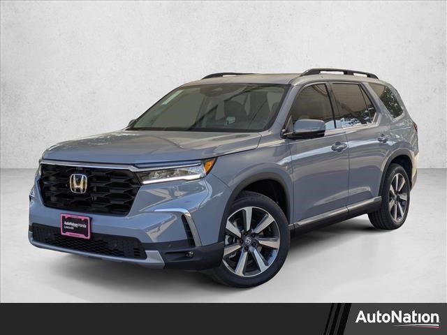 new 2025 Honda Pilot car, priced at $50,749