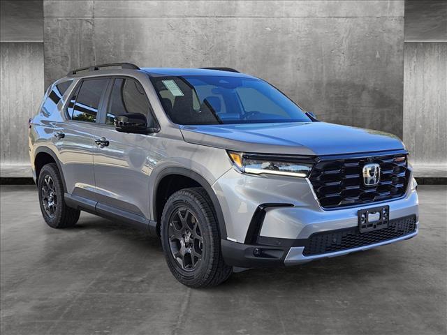 new 2025 Honda Pilot car, priced at $48,082