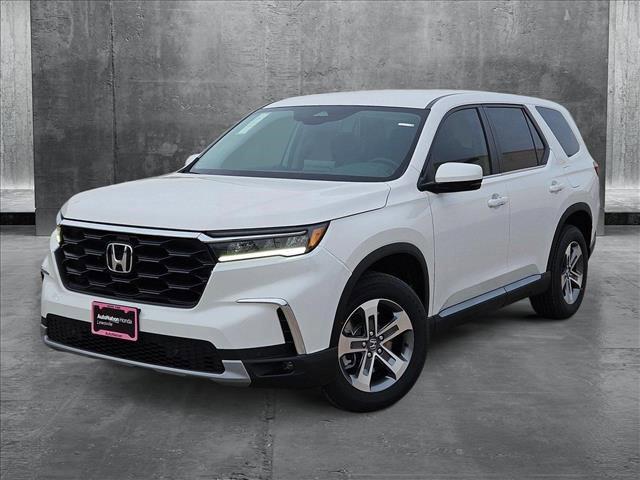 new 2025 Honda Pilot car, priced at $45,421