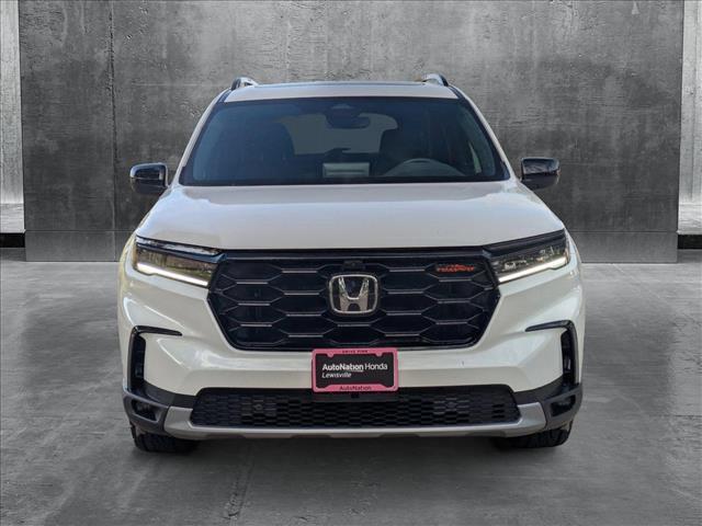 used 2023 Honda Pilot car, priced at $42,998