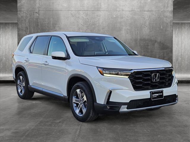 new 2025 Honda Pilot car, priced at $42,975