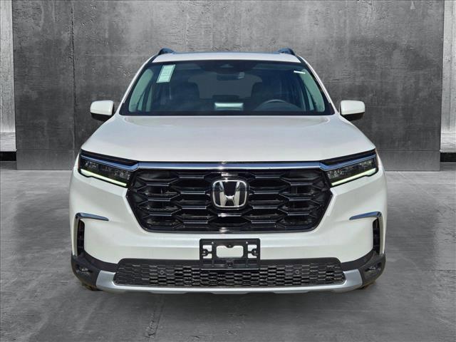 new 2025 Honda Pilot car, priced at $42,725