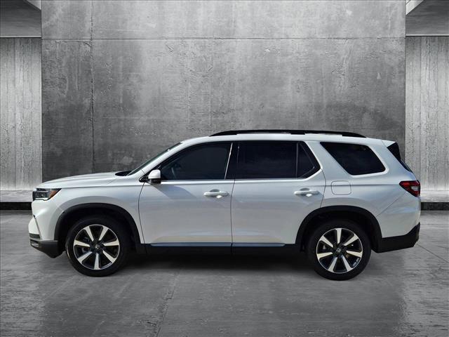 new 2025 Honda Pilot car, priced at $42,725