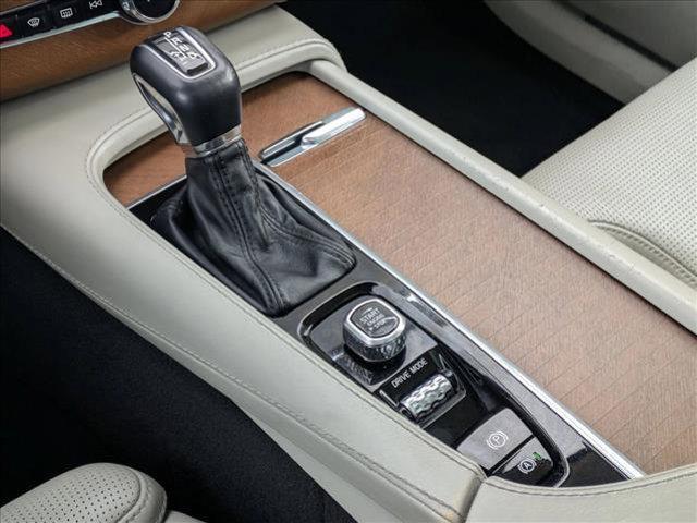 used 2018 Volvo XC90 car, priced at $17,842