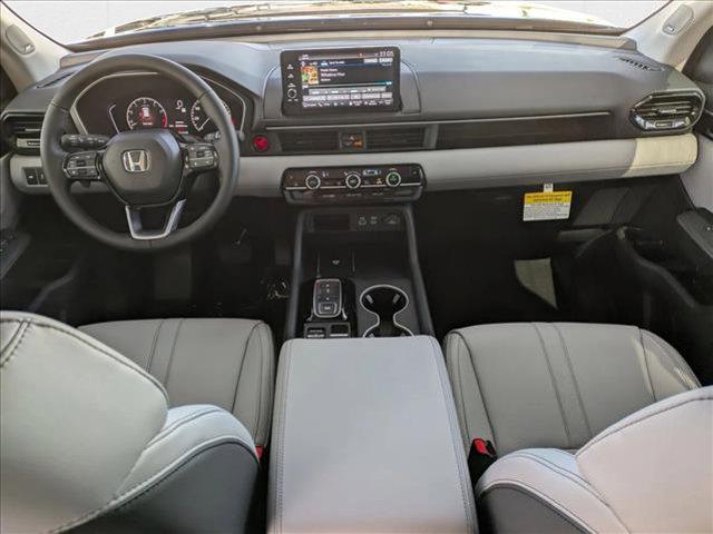 new 2025 Honda Pilot car, priced at $48,839
