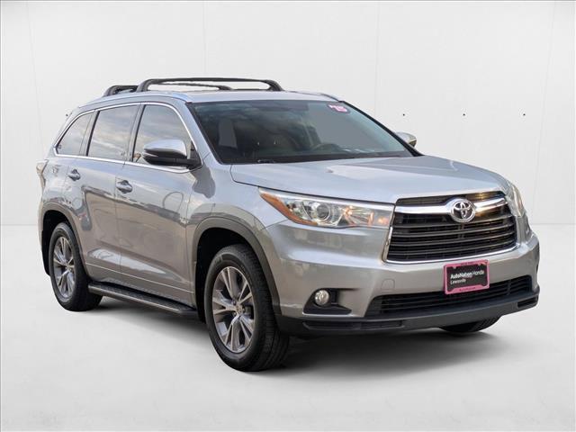 used 2015 Toyota Highlander car, priced at $15,998