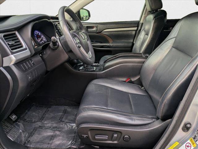 used 2015 Toyota Highlander car, priced at $15,998