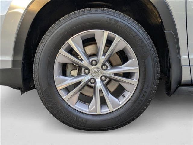 used 2015 Toyota Highlander car, priced at $15,998