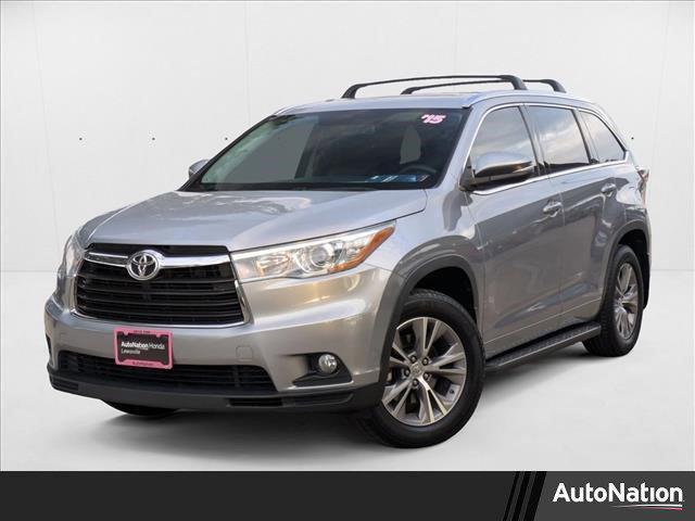 used 2015 Toyota Highlander car, priced at $15,998