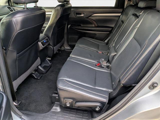 used 2015 Toyota Highlander car, priced at $15,998