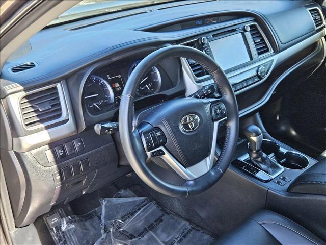 used 2019 Toyota Highlander car, priced at $24,997