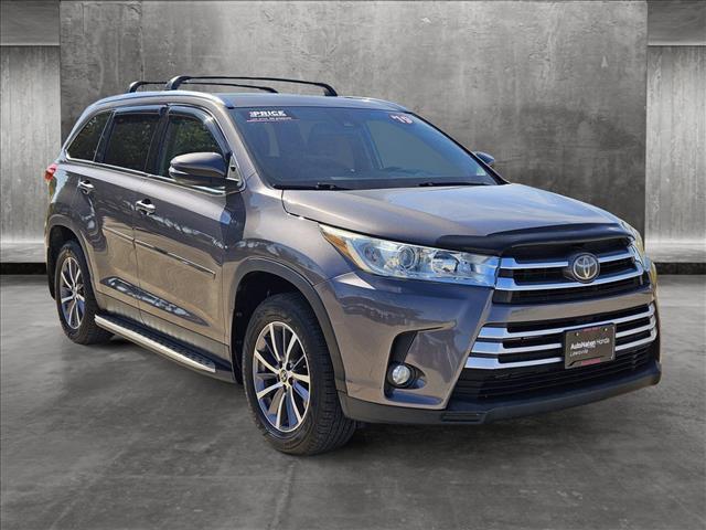 used 2019 Toyota Highlander car, priced at $24,997