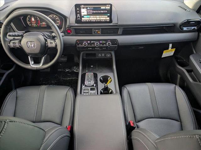 new 2025 Honda Pilot car, priced at $44,750