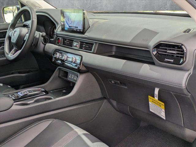 new 2025 Honda Pilot car, priced at $47,331