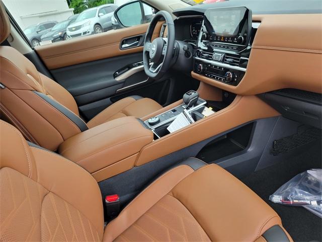 new 2025 Nissan Pathfinder car, priced at $53,935