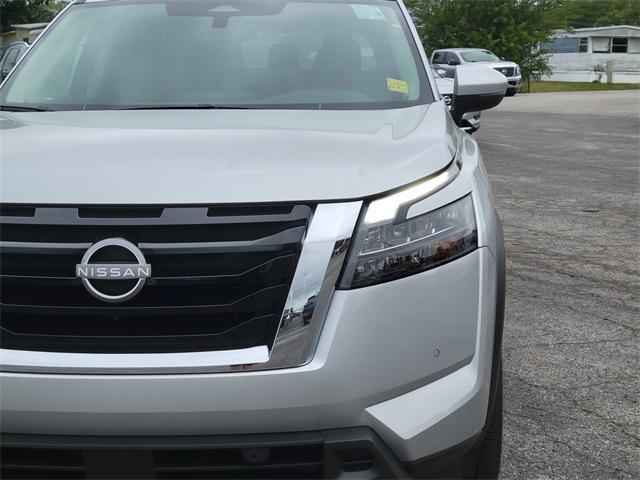 new 2025 Nissan Pathfinder car, priced at $48,039
