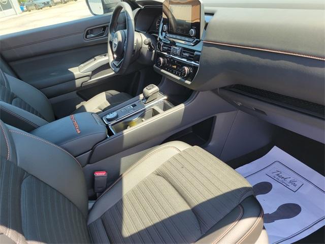 new 2025 Nissan Pathfinder car, priced at $44,678