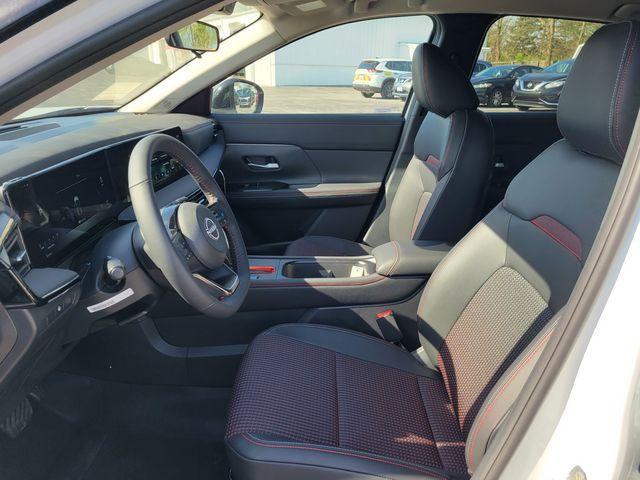 new 2025 Nissan Kicks car, priced at $29,459