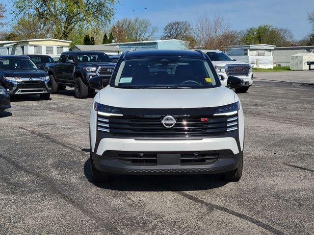 new 2025 Nissan Kicks car, priced at $29,459