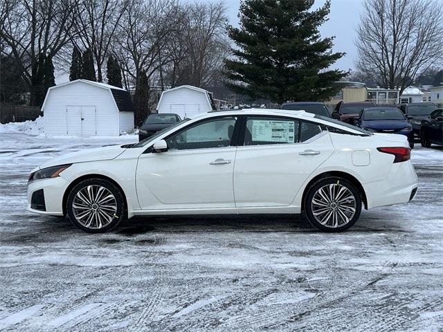 new 2025 Nissan Altima car, priced at $37,695