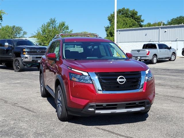 new 2025 Nissan Pathfinder car, priced at $45,988