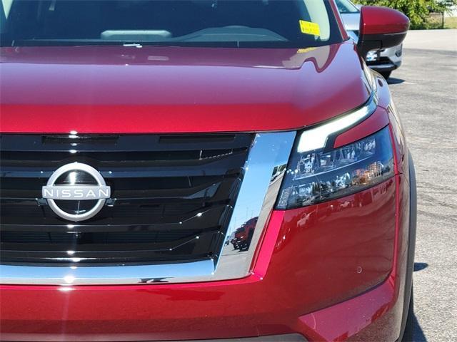 new 2025 Nissan Pathfinder car, priced at $45,988