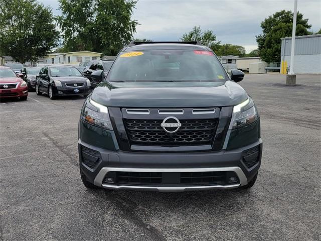 used 2024 Nissan Pathfinder car