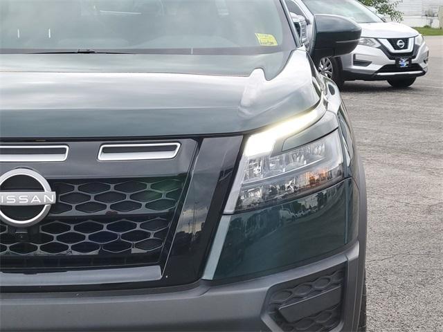 used 2024 Nissan Pathfinder car