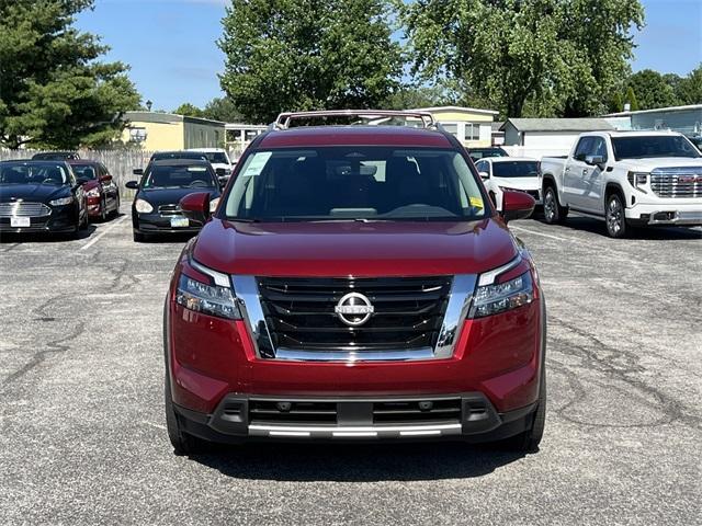 new 2024 Nissan Pathfinder car, priced at $47,735