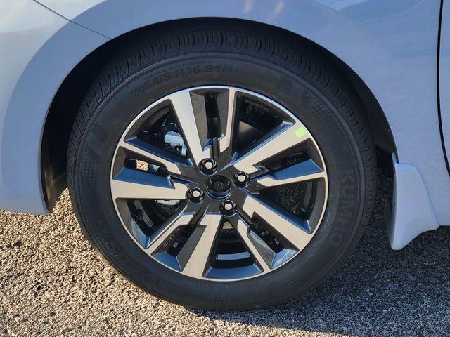 new 2025 Nissan Versa car, priced at $22,800