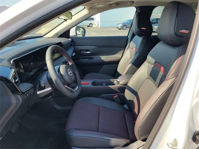 new 2025 Nissan Kicks car, priced at $32,110