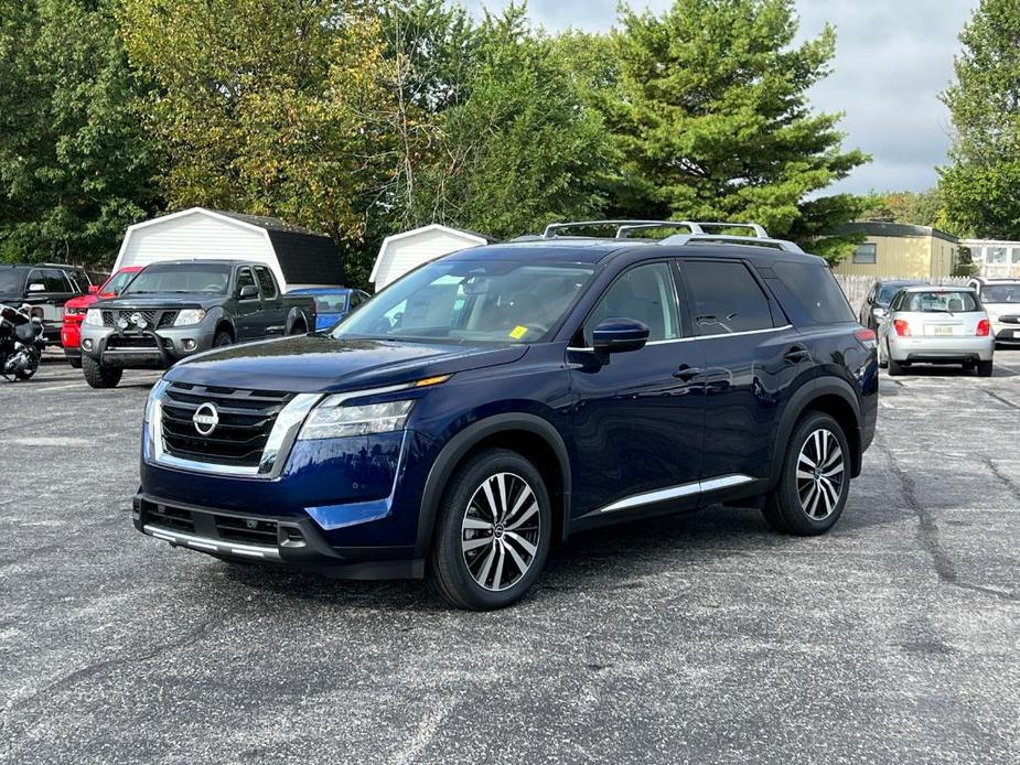 new 2024 Nissan Pathfinder car, priced at $54,300