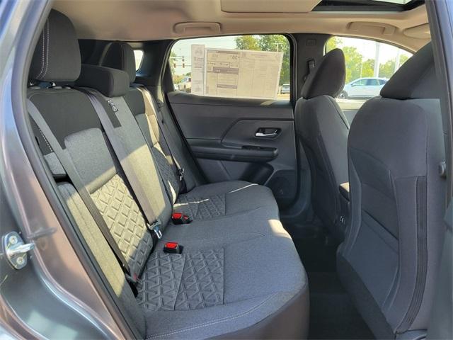 new 2025 Nissan Kicks car, priced at $29,375