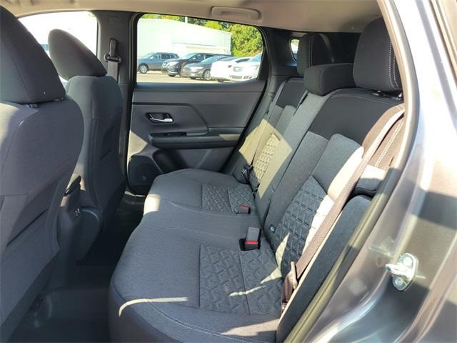 new 2025 Nissan Kicks car, priced at $29,375