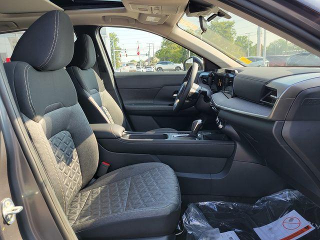 new 2025 Nissan Kicks car, priced at $28,608