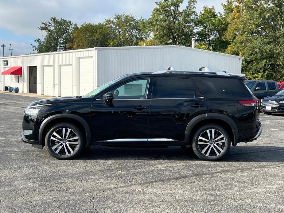 new 2024 Nissan Pathfinder car, priced at $54,300