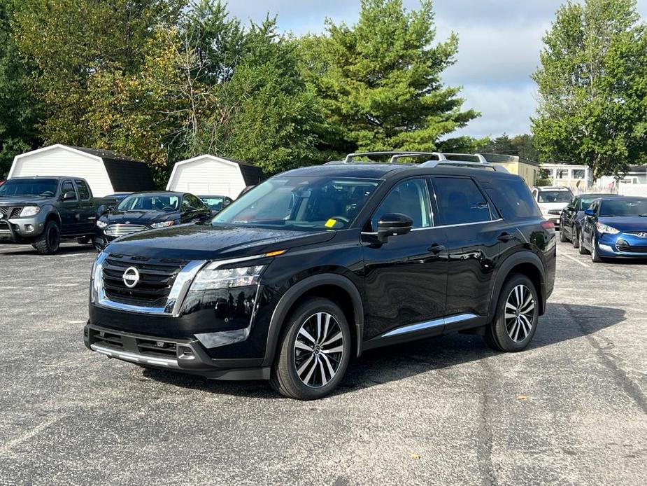 new 2024 Nissan Pathfinder car, priced at $54,300