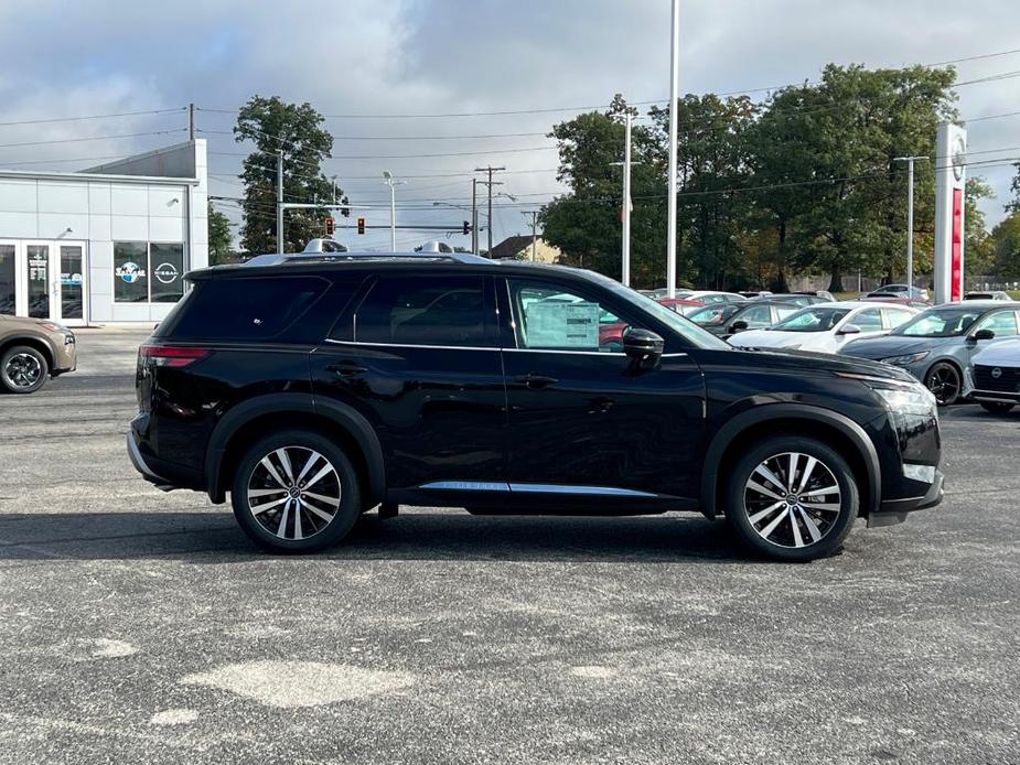 new 2024 Nissan Pathfinder car, priced at $54,300