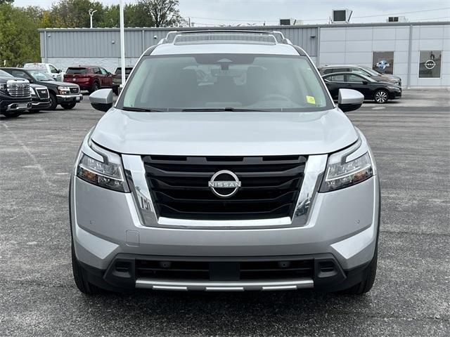 new 2024 Nissan Pathfinder car, priced at $52,995