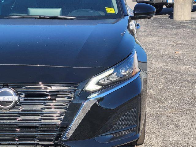 new 2025 Nissan Altima car, priced at $33,785