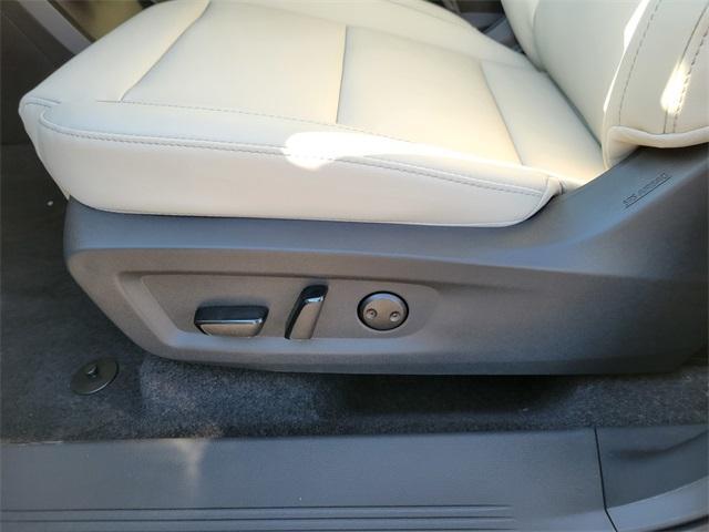 new 2025 Nissan Murano car, priced at $43,625