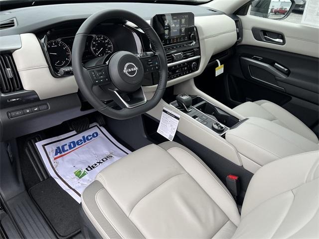 new 2025 Nissan Pathfinder car, priced at $47,735