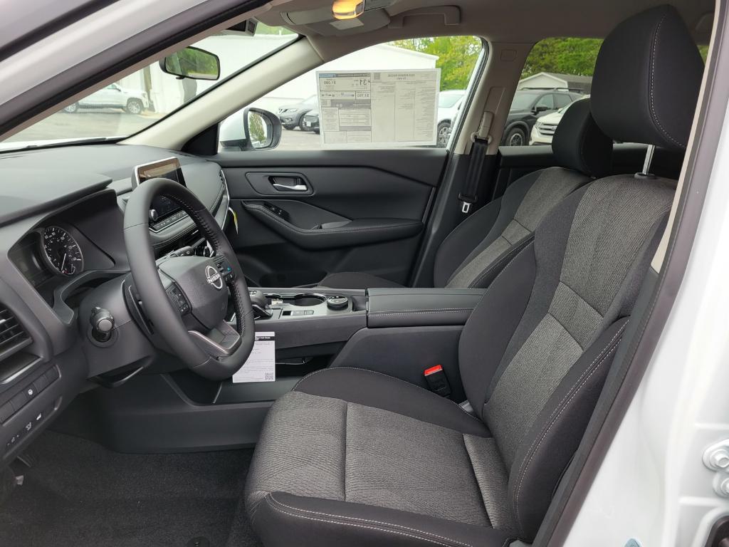 new 2025 Nissan Rogue car, priced at $33,835