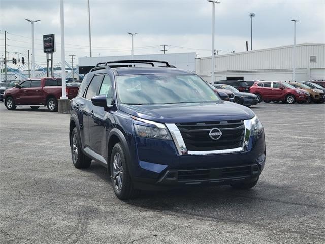 new 2025 Nissan Pathfinder car, priced at $45,775