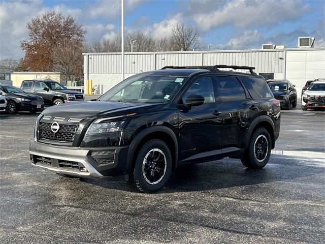 new 2024 Nissan Pathfinder car, priced at $45,377