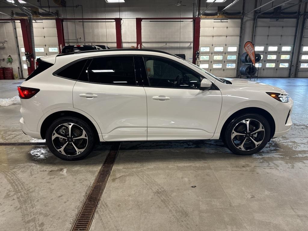 new 2024 Ford Escape car, priced at $42,415