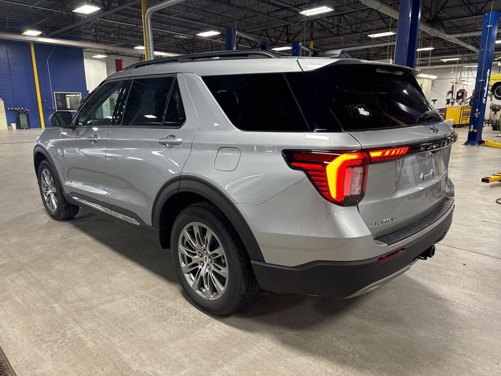 new 2025 Ford Explorer car, priced at $48,265