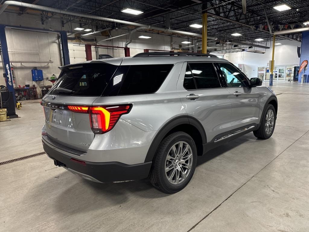 new 2025 Ford Explorer car, priced at $48,265