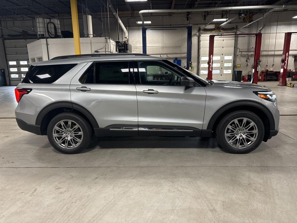 new 2025 Ford Explorer car, priced at $48,265